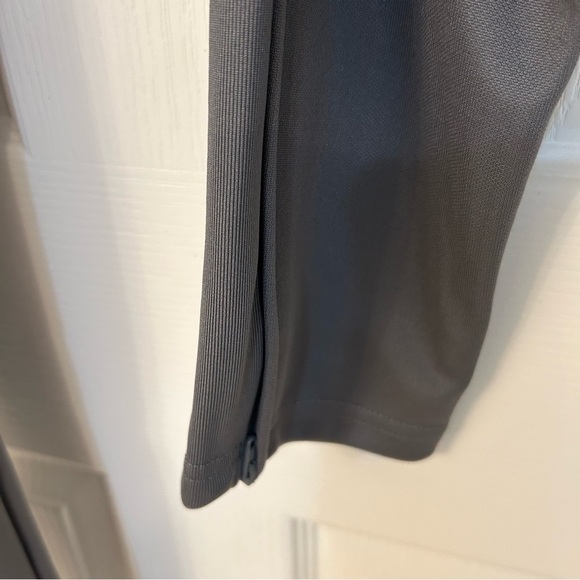 NWT Adidas Tiro 21 Men's Track Pants Front Zip Pockets in Team Grey Four Size S - Picture 4 of 9